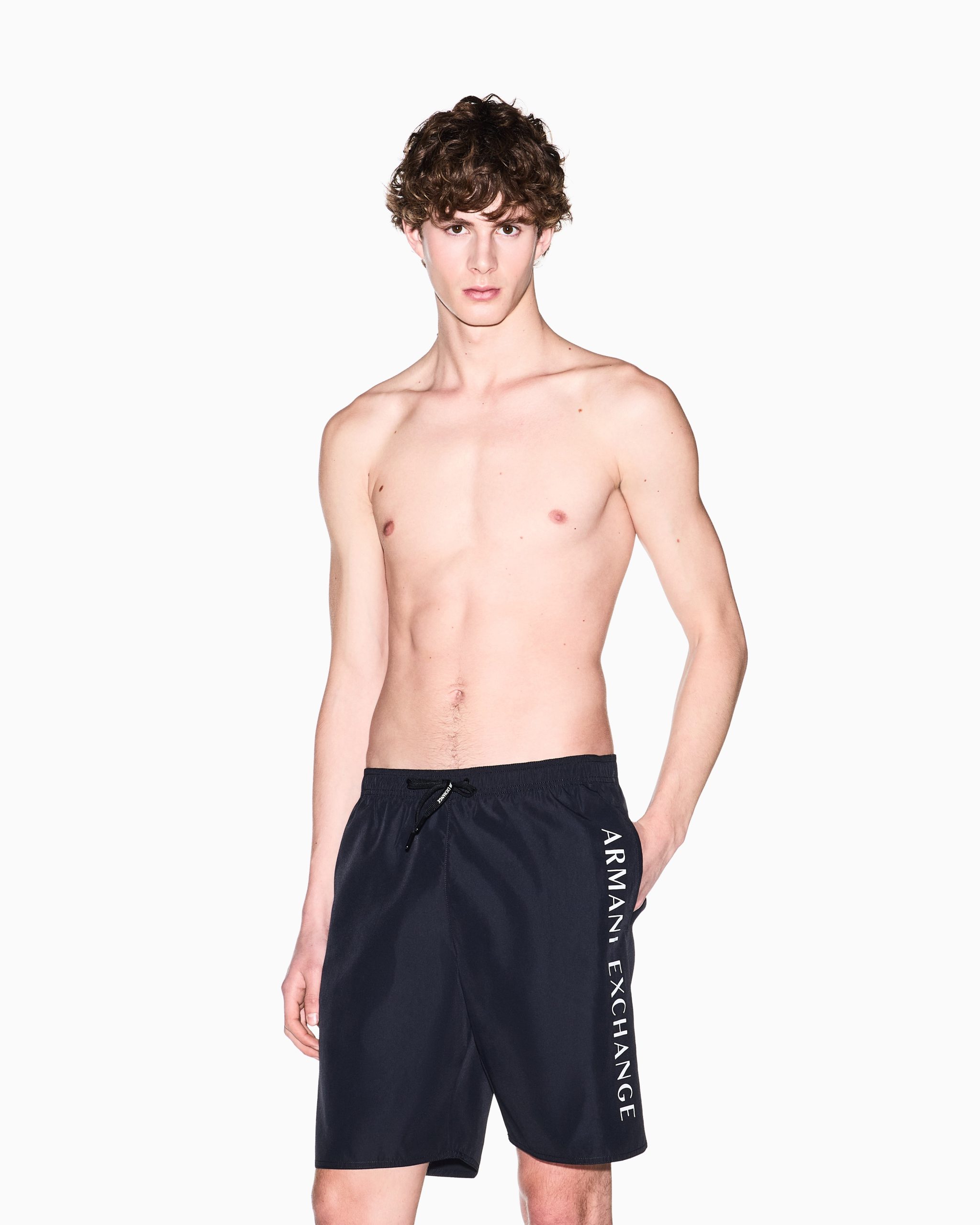 XM000835_AF22573_UC001_D_SS2026 - Armani Exchange