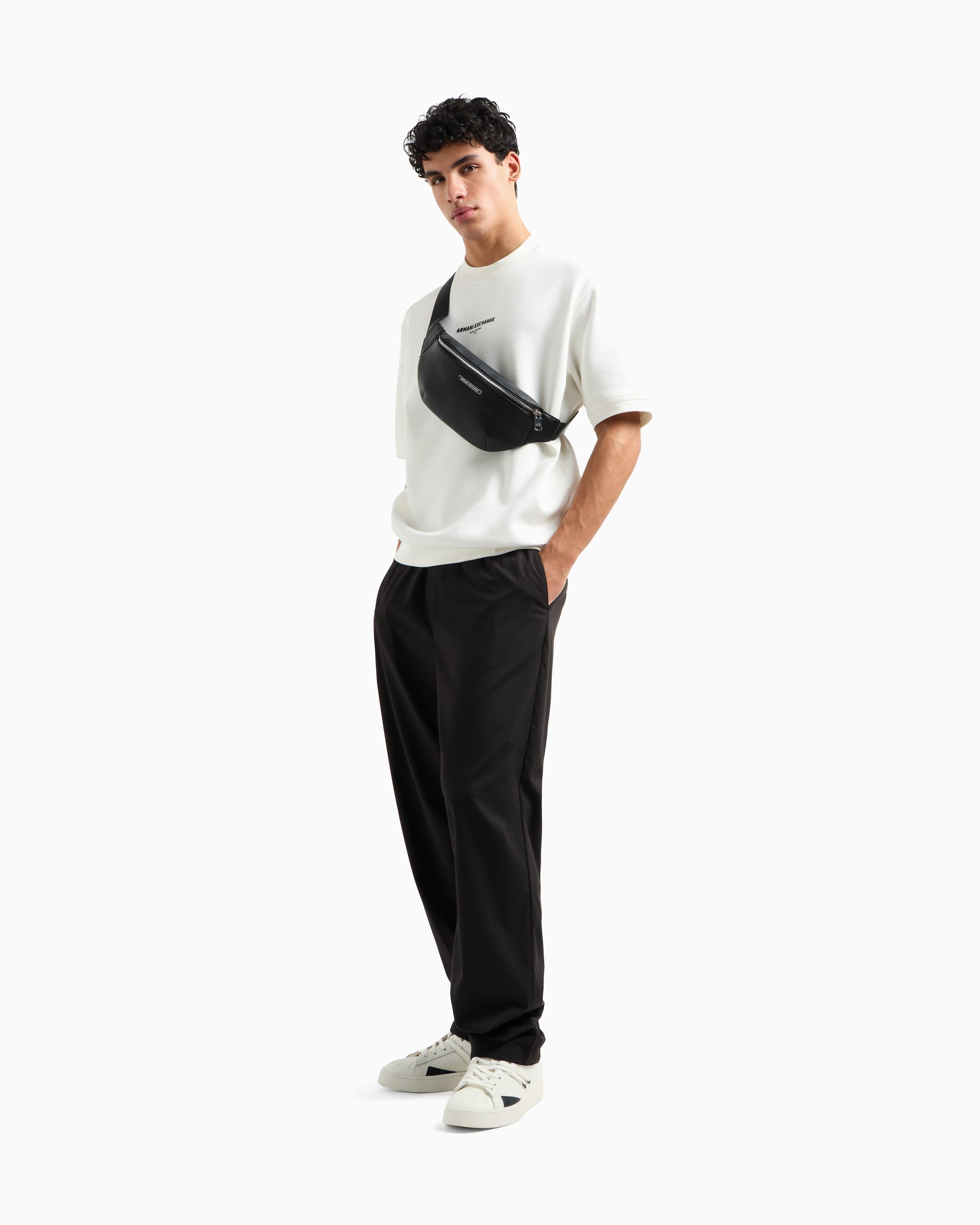 XM000848_AF12134_UC001_G_FW2025 - Armani Exchange