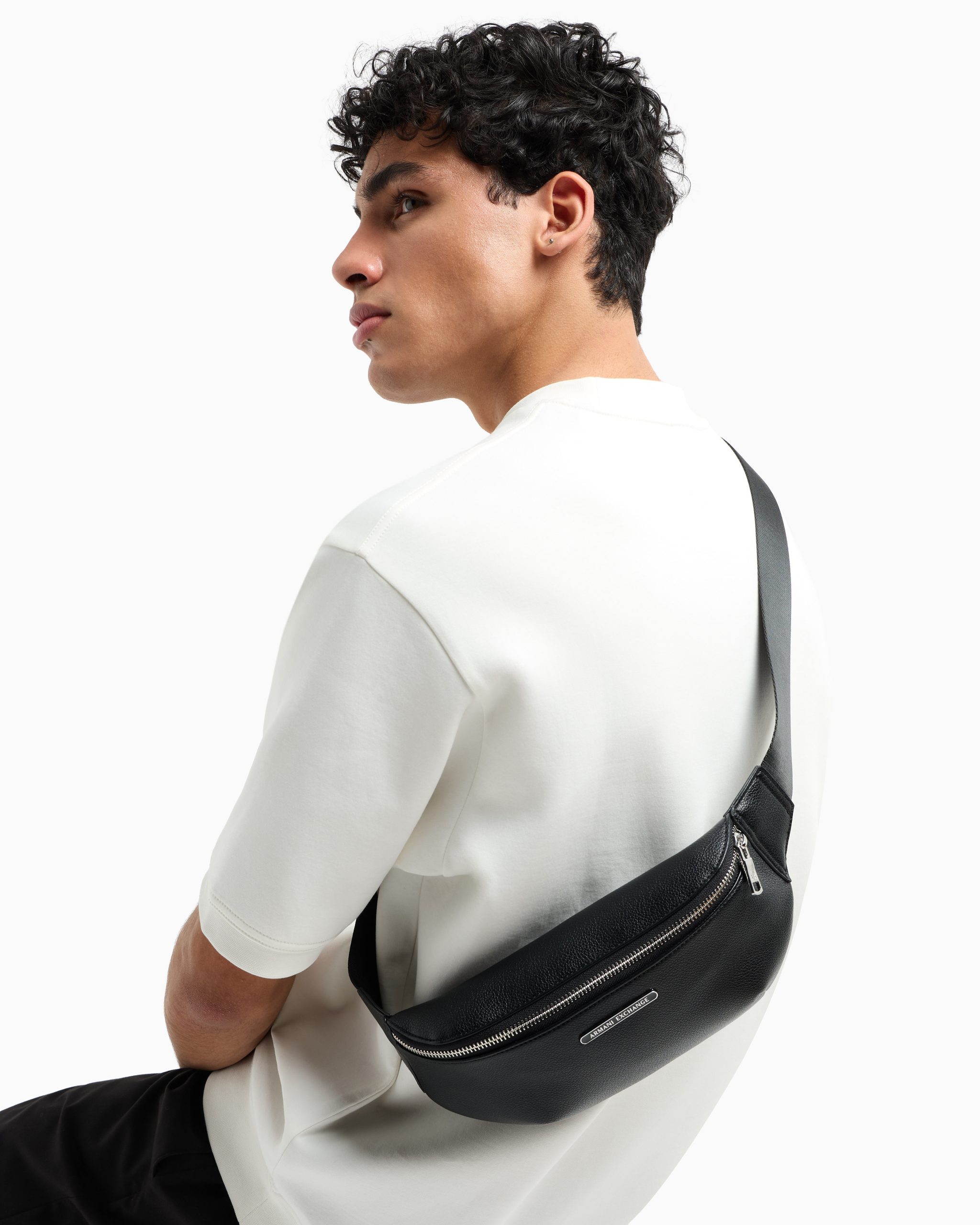 XM000848_AF12134_UC001_H_FW2025 - Armani Exchange