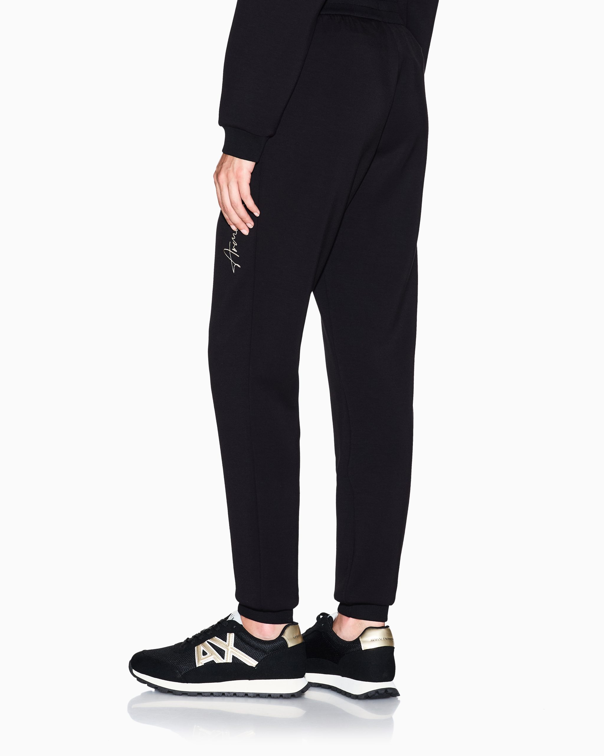 XW000837_AF13397_MC021_R_SS2026 - Armani Exchange